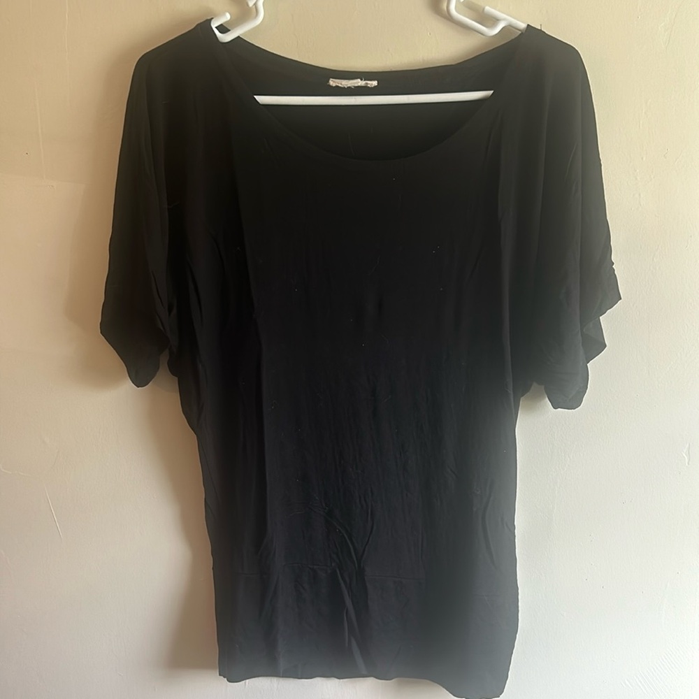 Dolman sleeve black top size small